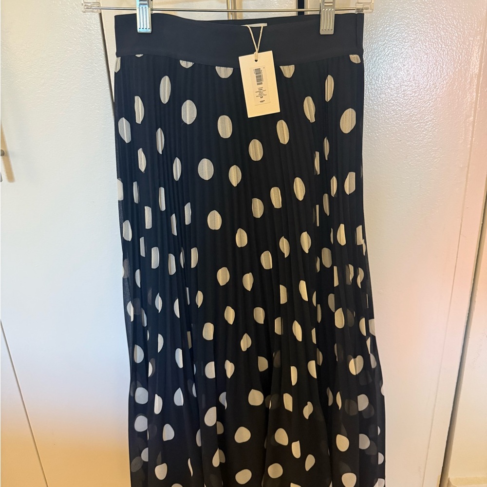 Aritzia Twirl Skirt with White Polka Dots